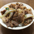 新玉と豚肉の簡単豚丼